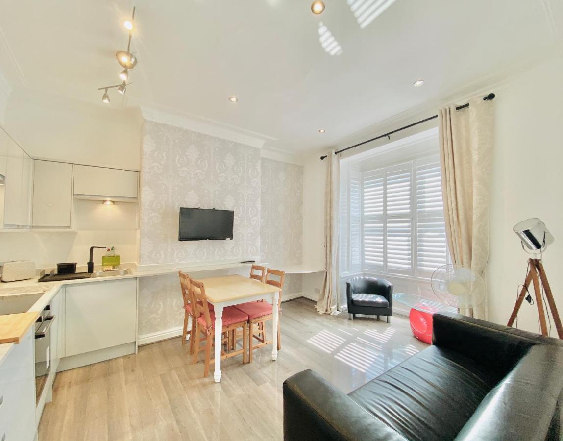 York City Centre Holiday Apartment Екстер'єр фото